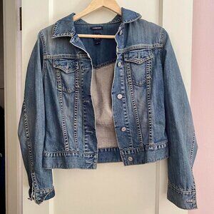 Vintage Y2K Gap denim jacket, size XS